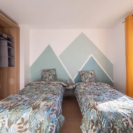Spacious & Modern - Between & Paris - Close To Transportation, Highway, Amenities